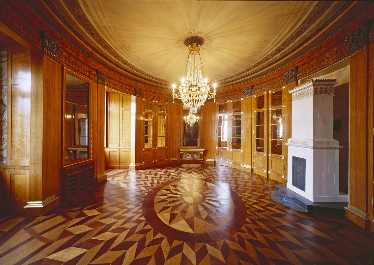 Raumansicht: Ovales Empfangszimmer im Oldenburger Schloss