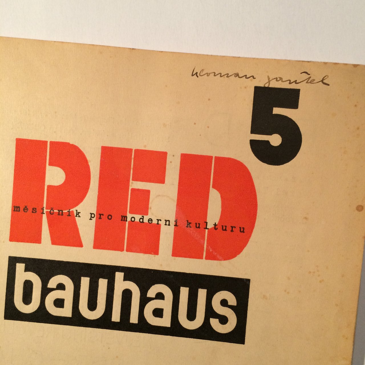 Cover des Bauhaus-Sonderhefts der tschechischen Kunstzeitschrift RED, 1930
