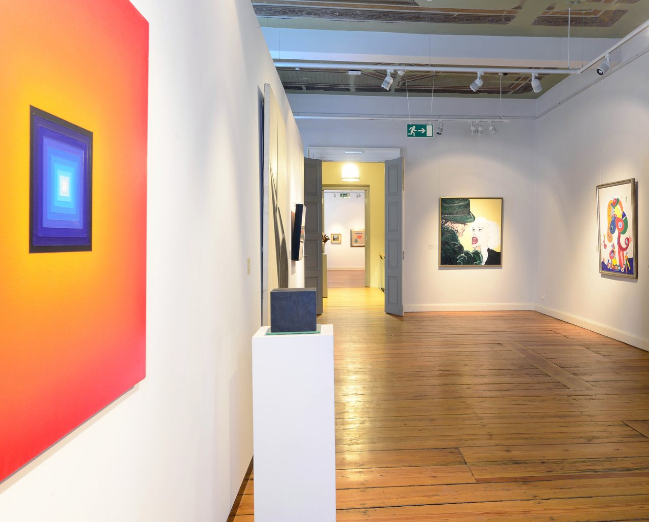 Blick in den Ausstellungsraum „Pop Art, Konkrete und Konstruktivistische Kunst”, Galerie Neue Meister im Prinzenpalais