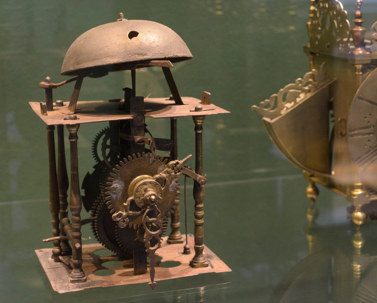 Uhrwerk einer Stuhluhr, zwischen 1650 und 1750, Materialien: Messing, Metall