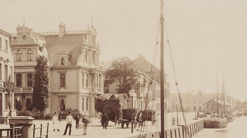 Historische Aufnahme von Franz Titzenthaler aus dem Jahr 1886, die den Stau zeigt.